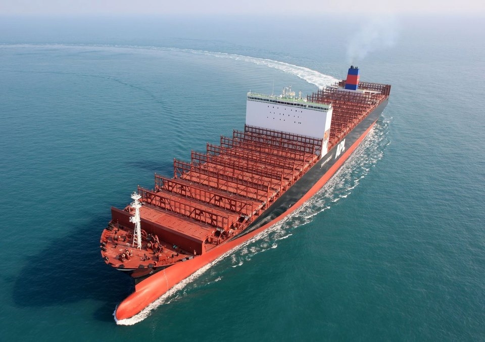 APL teke delivery of first 14,000 TEU vessel - MarinePoland.com