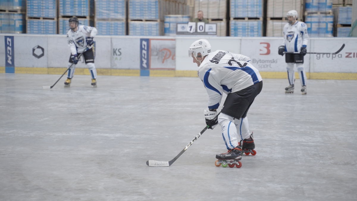 Logistics and hockey under one roof. New MAG Warehouse in Gdańsk opened - MarinePoland.com